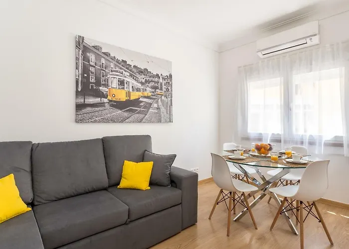 First House * Lisboa